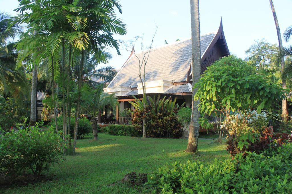 Mukdara Beach Villa&Spa Resort Khao Lak Exterior foto